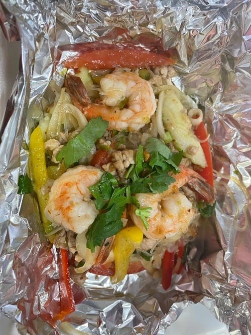 Yum Won Sen (Salad).