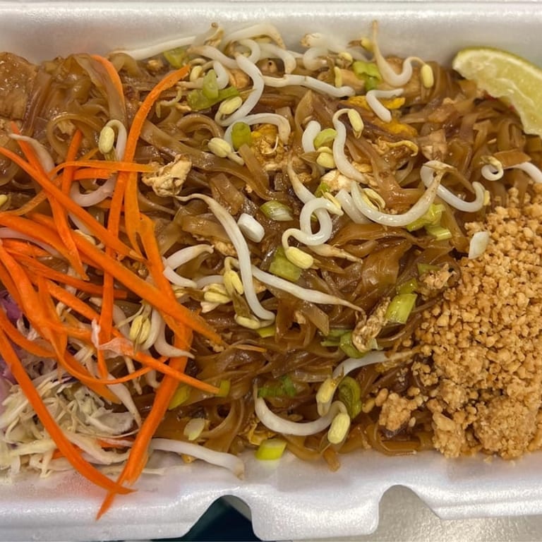 Delicious Pad Thai Experience